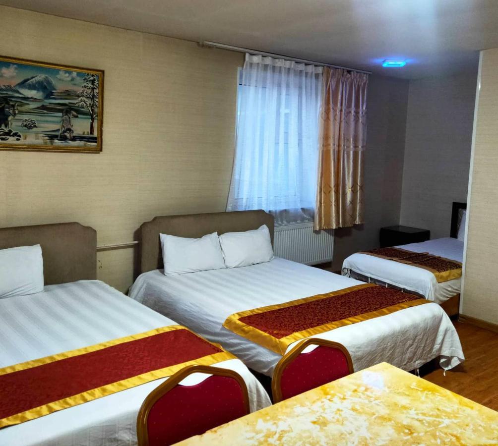 Horeka Hotel Oelan-bator Buitenkant foto